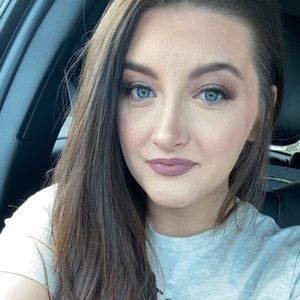 Meet your Posher, Marissa